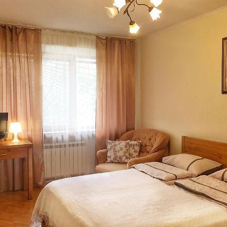 Apartments In The Center Kamianets-Podilskyi Exterior foto